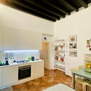 Sweet Navigli S1 Apartment Milan