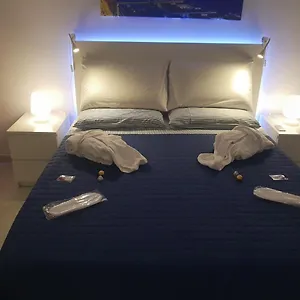 Casamira Centro Apartment Naples